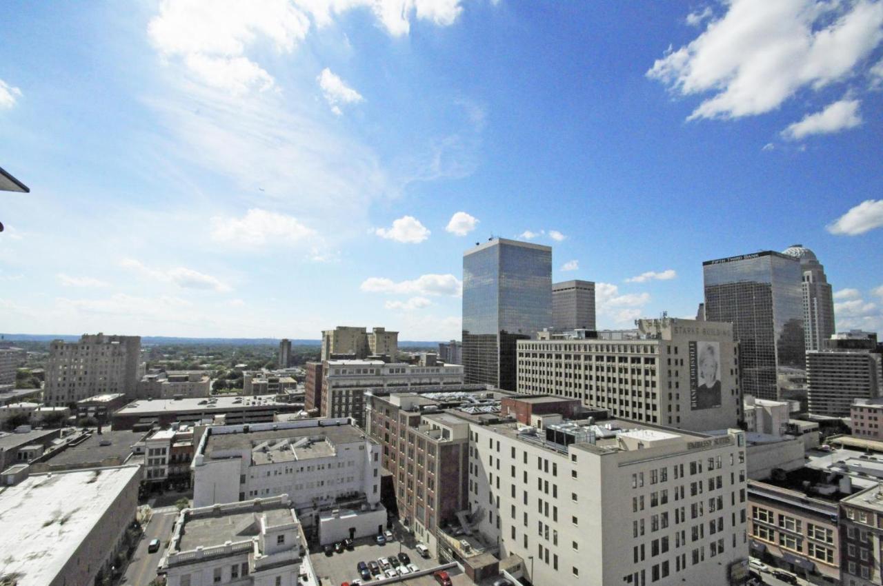 High Rise Downtown Venue Apartment Louisville Exterior photo