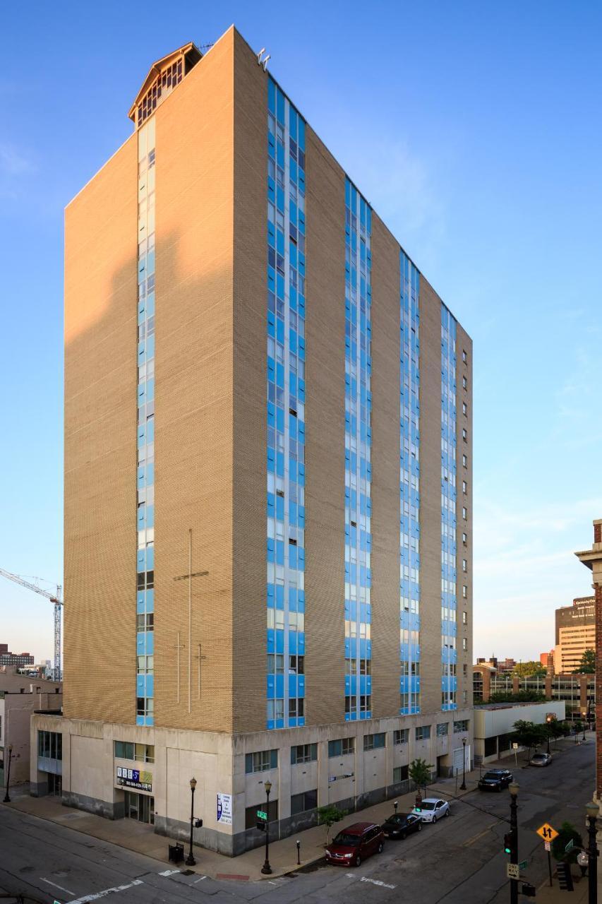 High Rise Downtown Venue Apartment Louisville Exterior photo